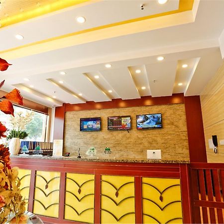 Greentree Alliance Shanghai Chongming Bayi Road Walking Street Hotel Esterno foto