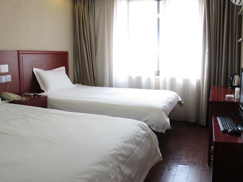 Greentree Alliance Shanghai Chongming Bayi Road Walking Street Hotel Esterno foto