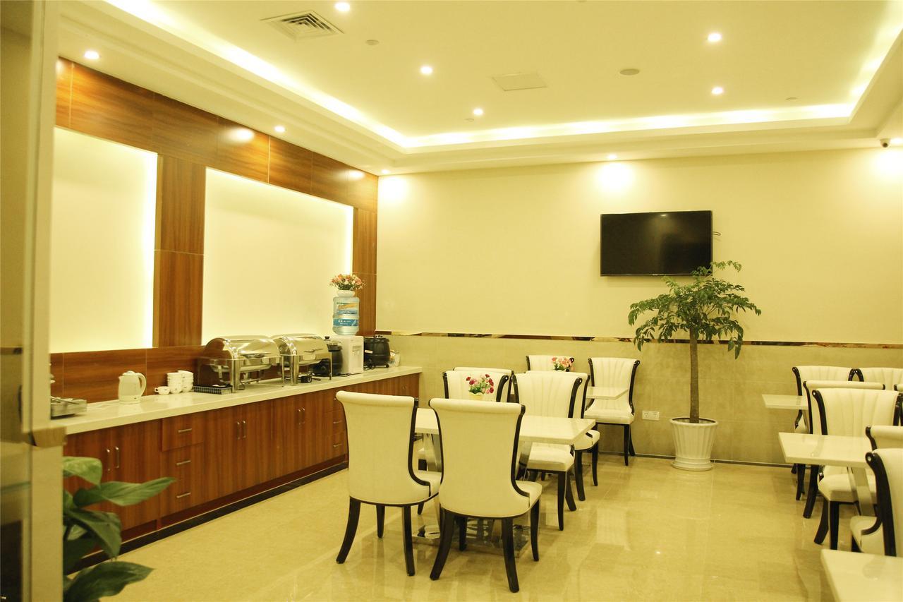 Greentree Alliance Shanghai Chongming Bayi Road Walking Street Hotel Esterno foto
